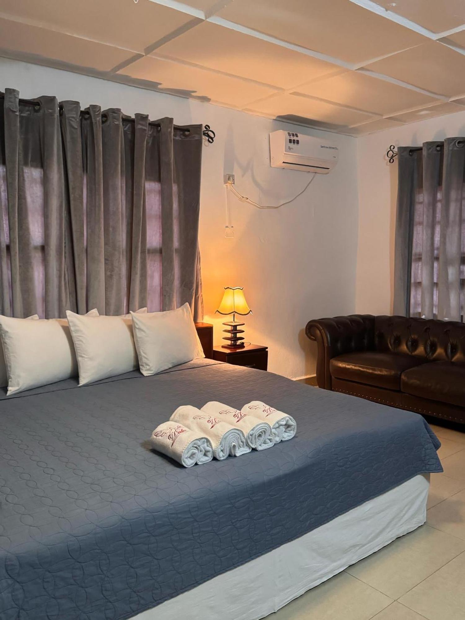 Paloma Guest House Kenema Экстерьер фото