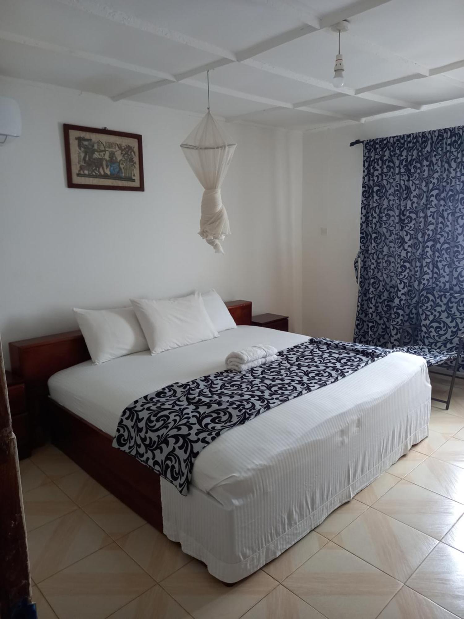 Paloma Guest House Kenema Экстерьер фото